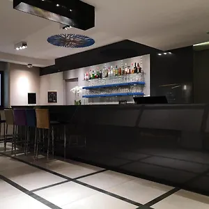 フローリス アルルカン グランプラス ホテル